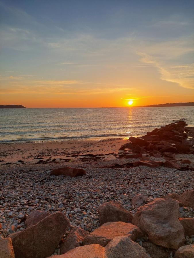Studio Expose Plein Sud Vu Sur Le Port De Plaisance Perros-Guirec Exterior photo